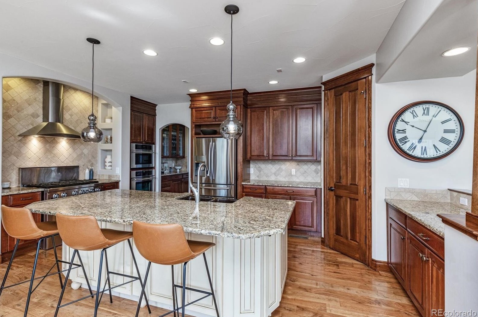 6708 Tremolite Ct, Castle Rock CO 80108-7539 exterior