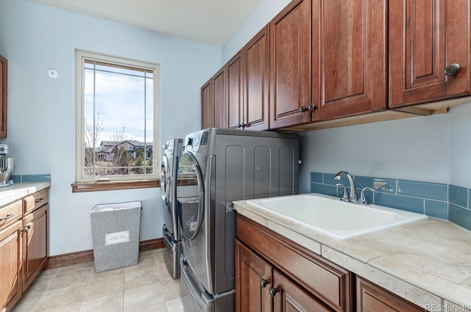 6708 Tremolite Ct, Castle Rock CO 80108-7539 exterior