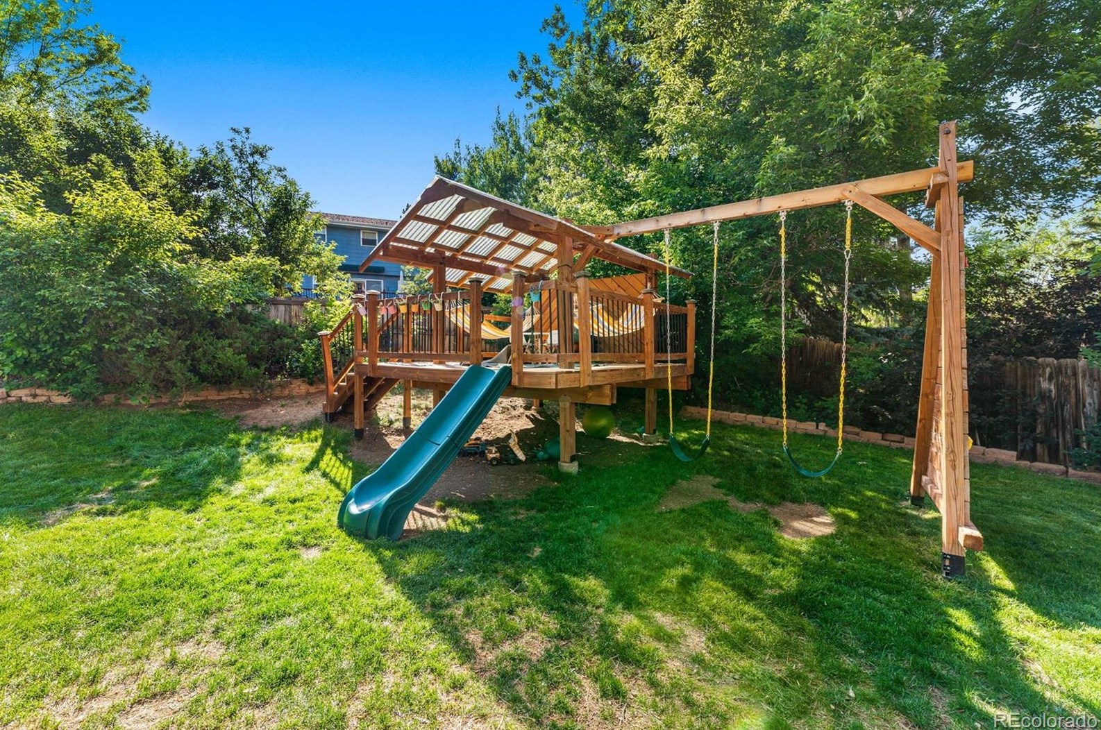 3802 Long Ct, Littleton CO 80123-2353 exterior