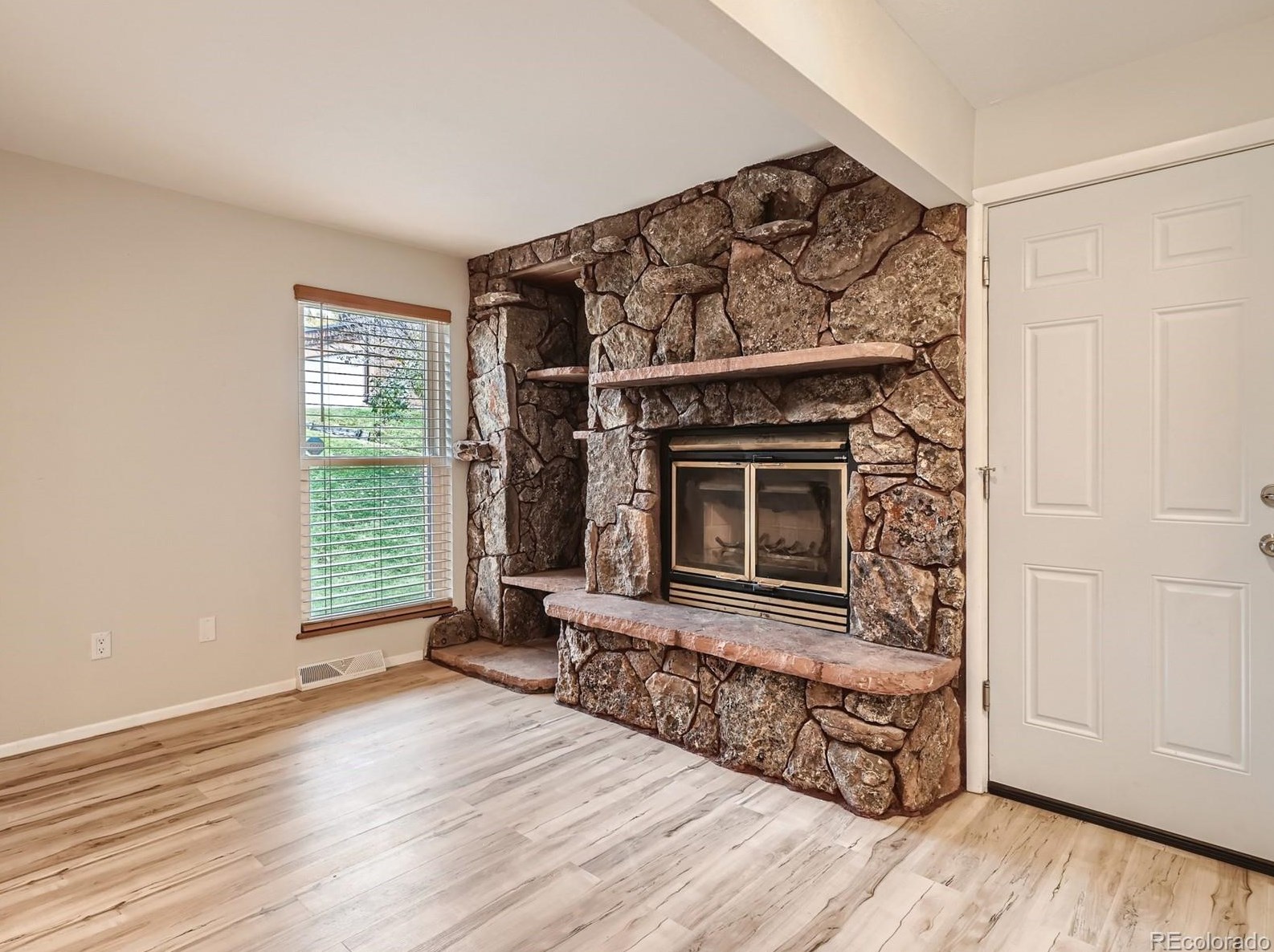 6461 Welch Ct, Arvada CO  80004-2204 exterior