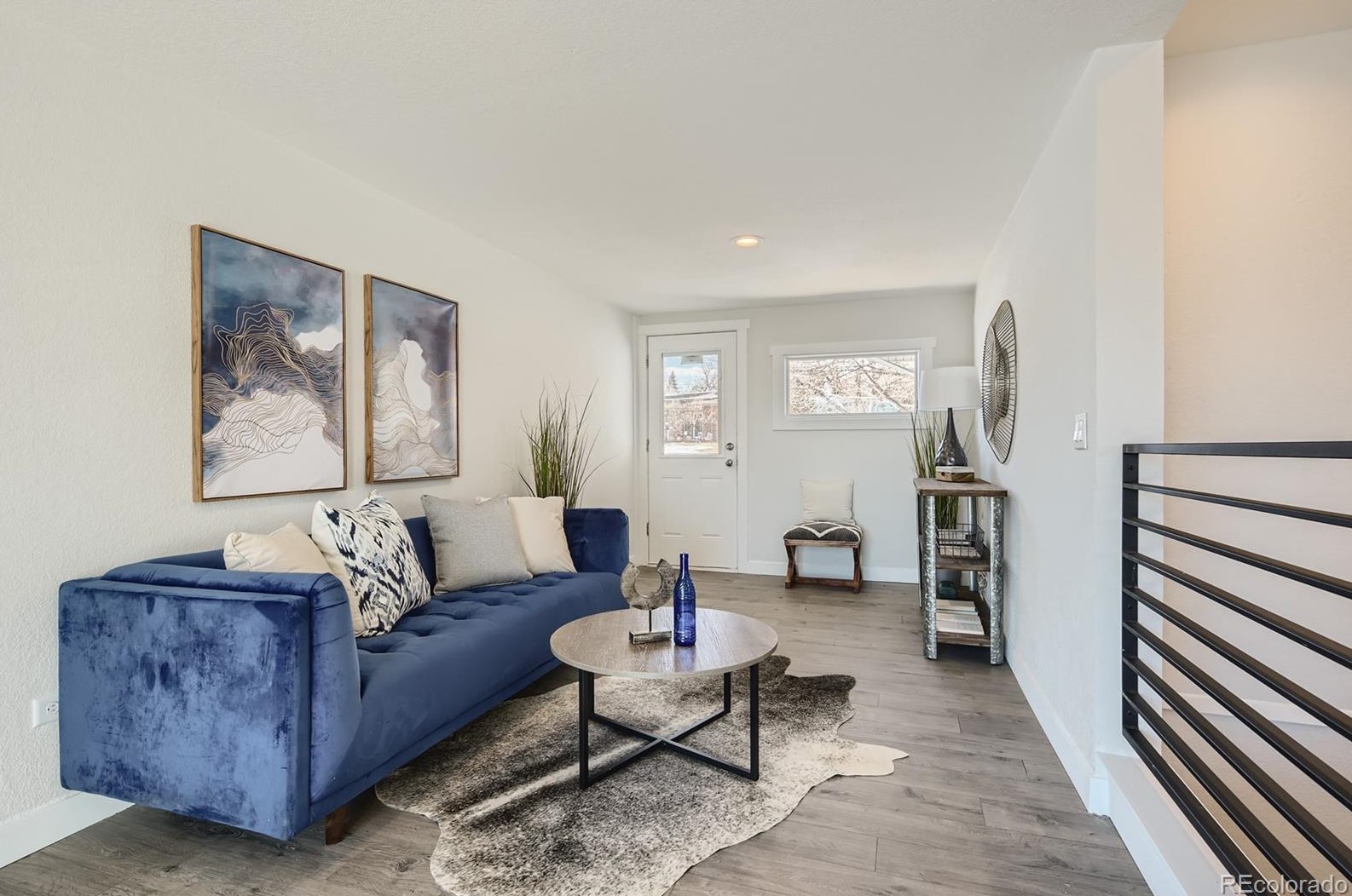 5902 Chestnut Ave, Littleton CO  80128-6045 exterior