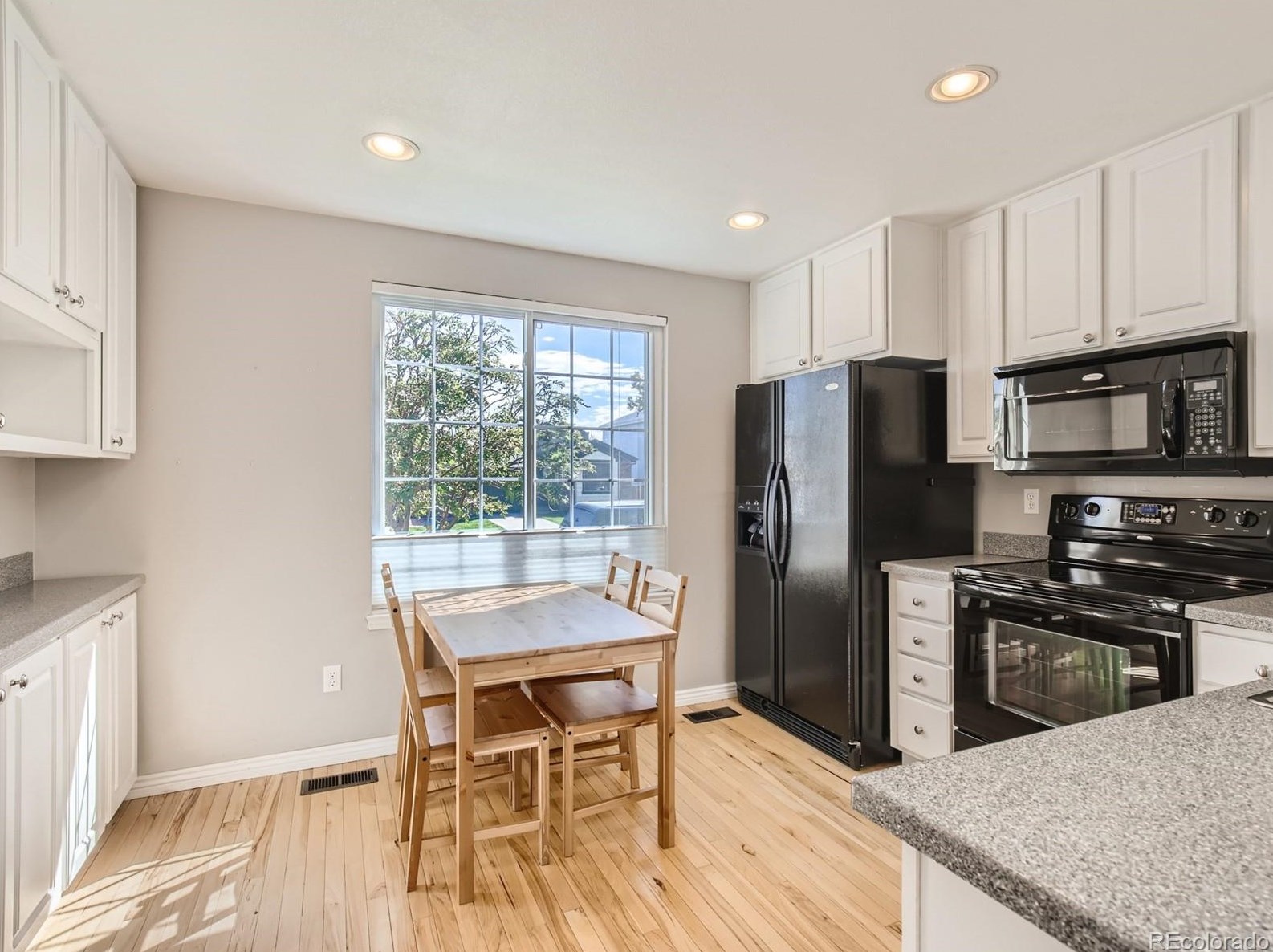 5615 Zang St, Littleton CO 80127-7503 exterior