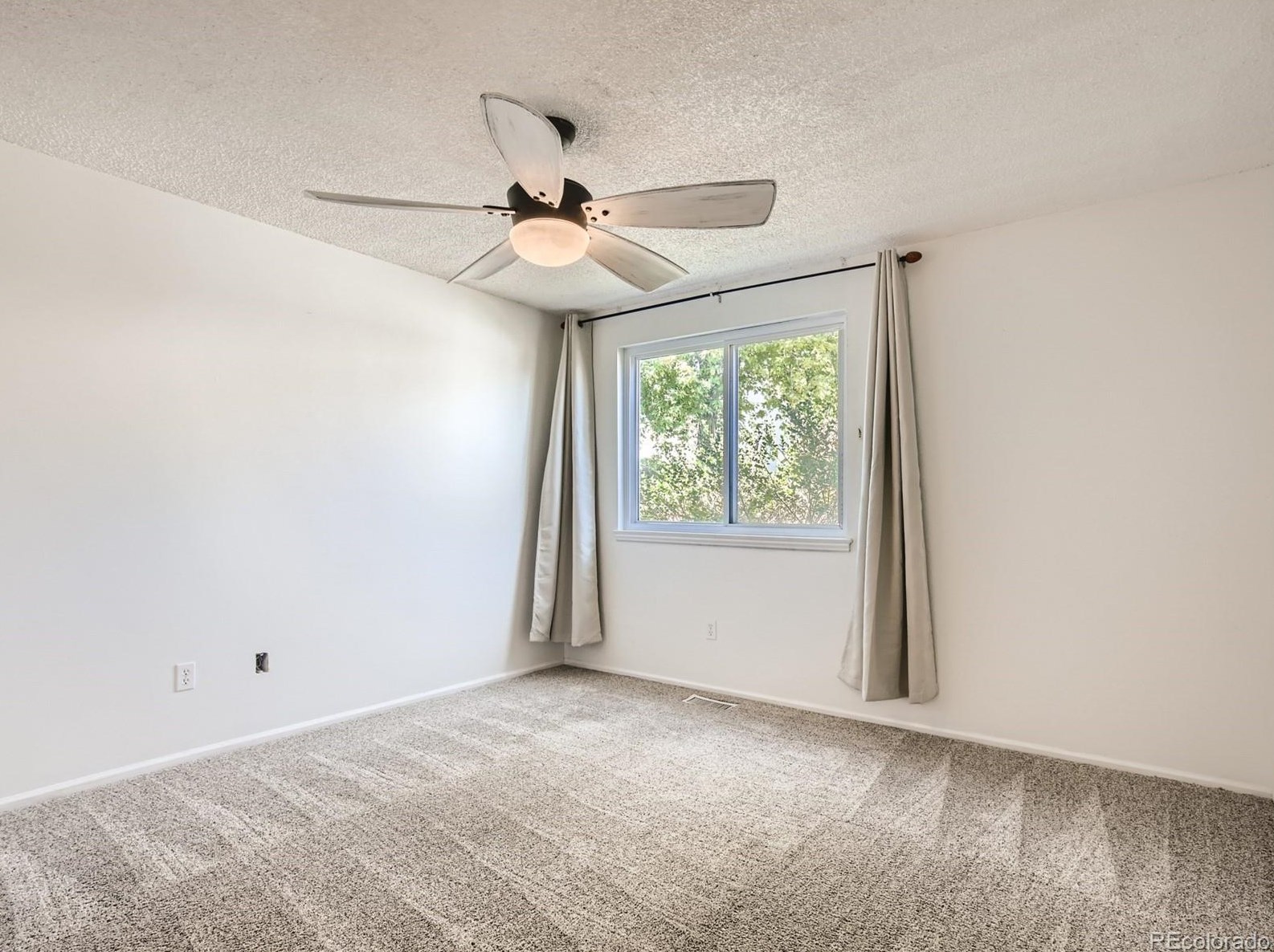 5615 Zang St, Littleton CO 80127-7503 exterior