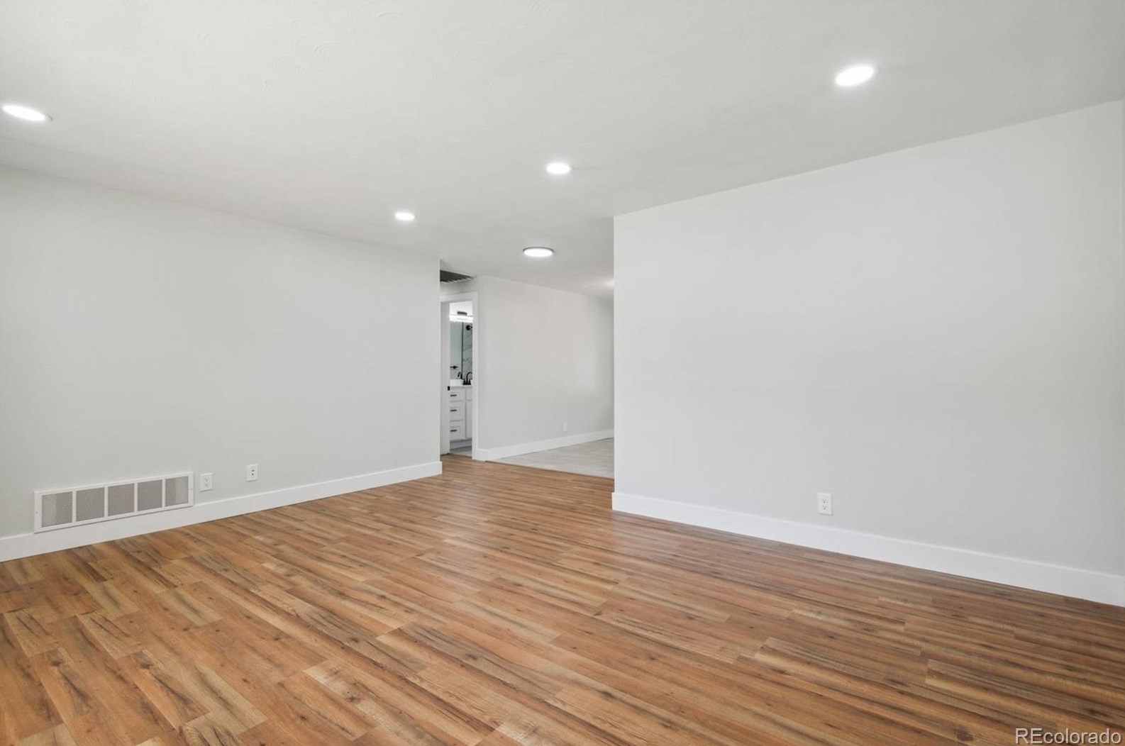 5933 Estes Ct, Arvada CO  80004-5447 exterior