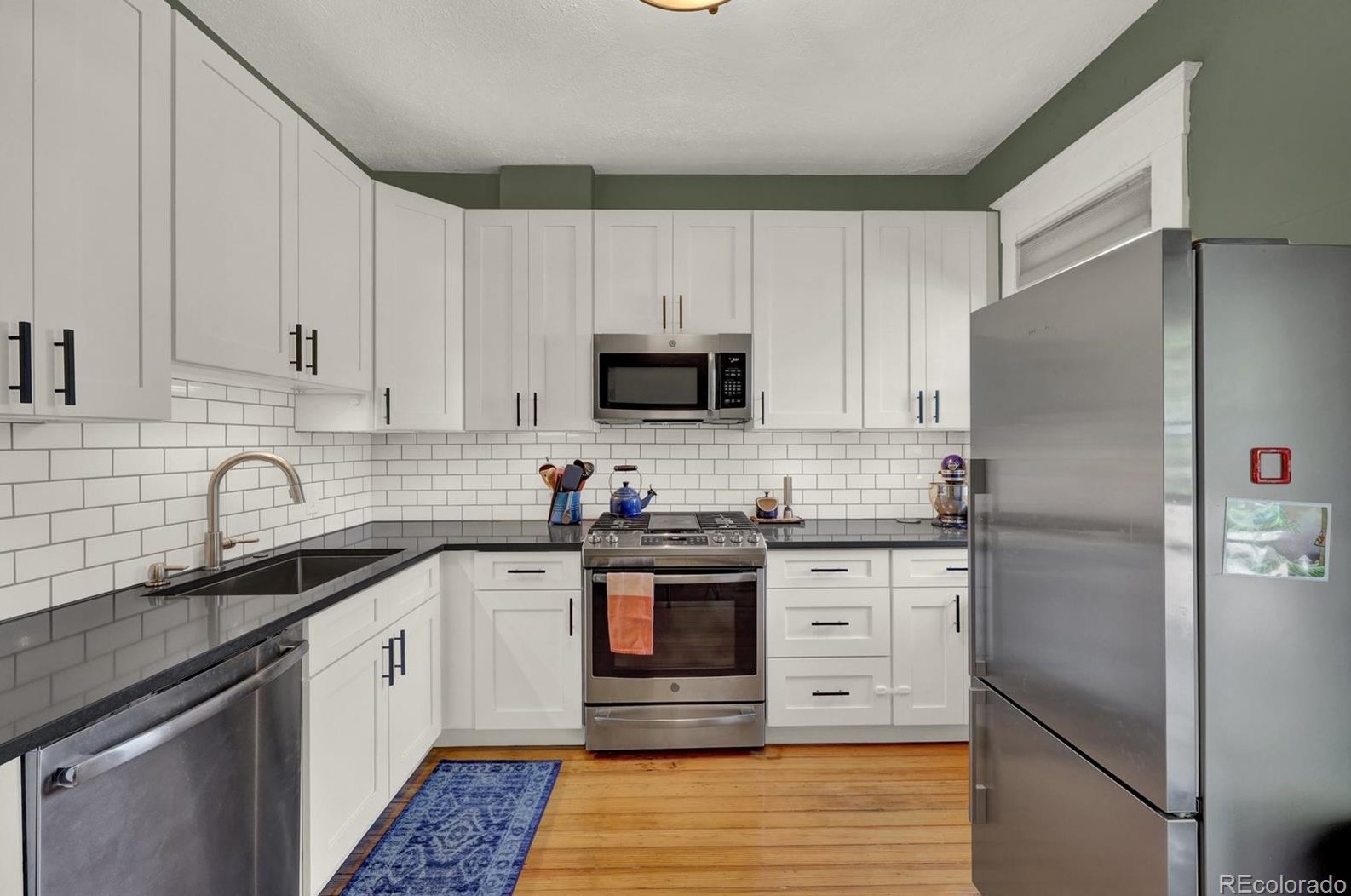 2537 Race St, Denver CO 80206-4652 exterior