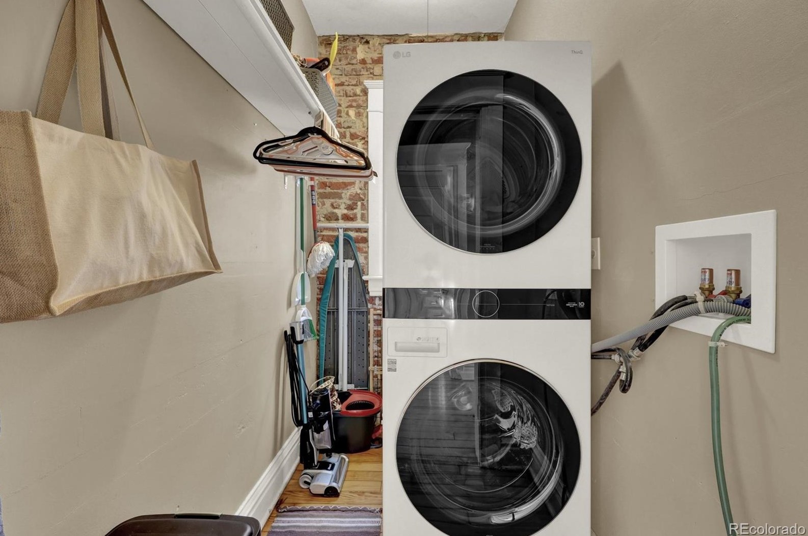 2537 Race St, Denver CO 80206-4652 exterior