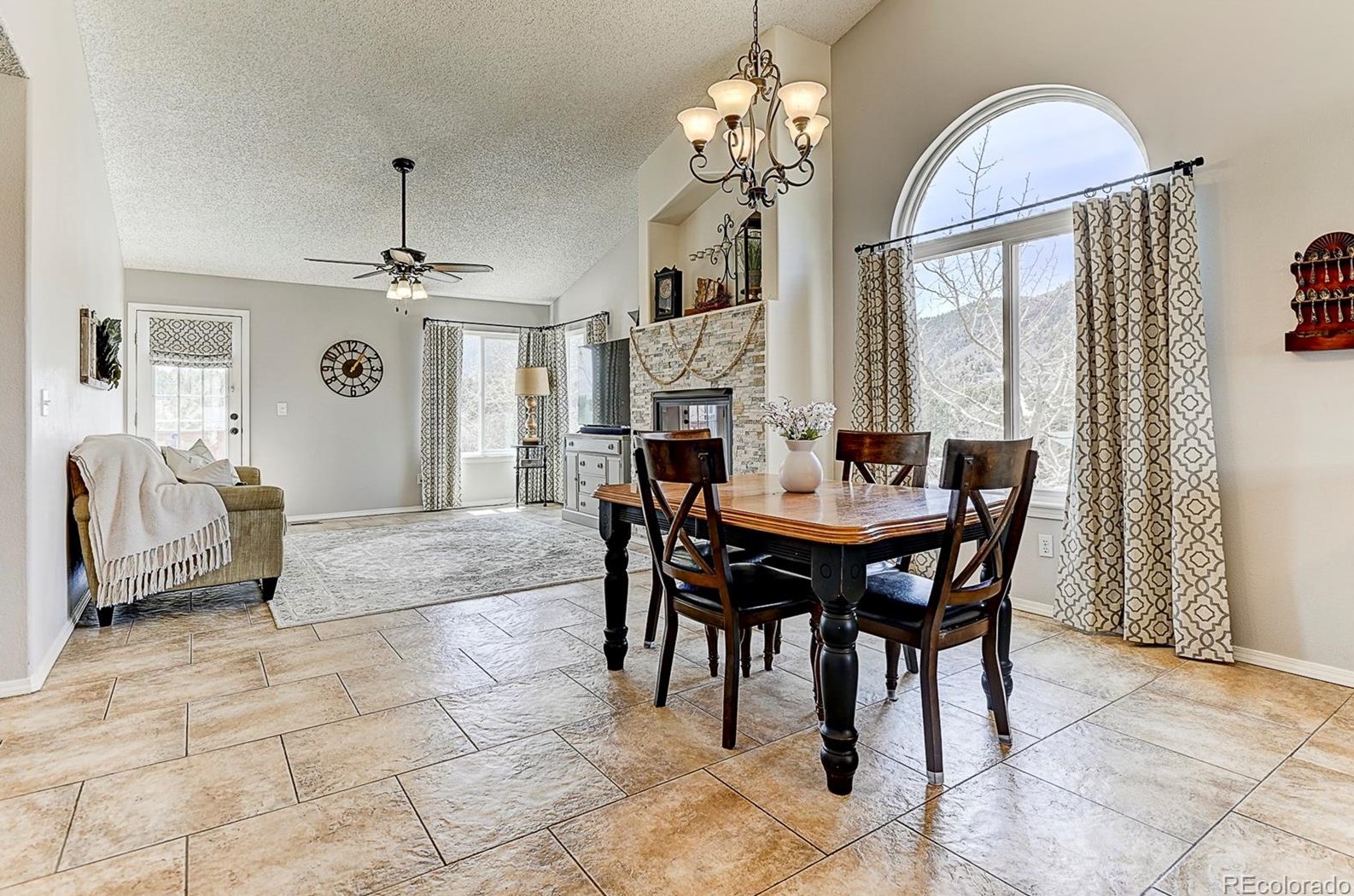 21 Sailing Way, Palmer Lake CO 80133-9103 exterior