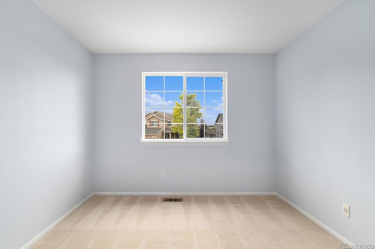 10264 Royal Eagle St, Littleton CO  80129-6969 exterior