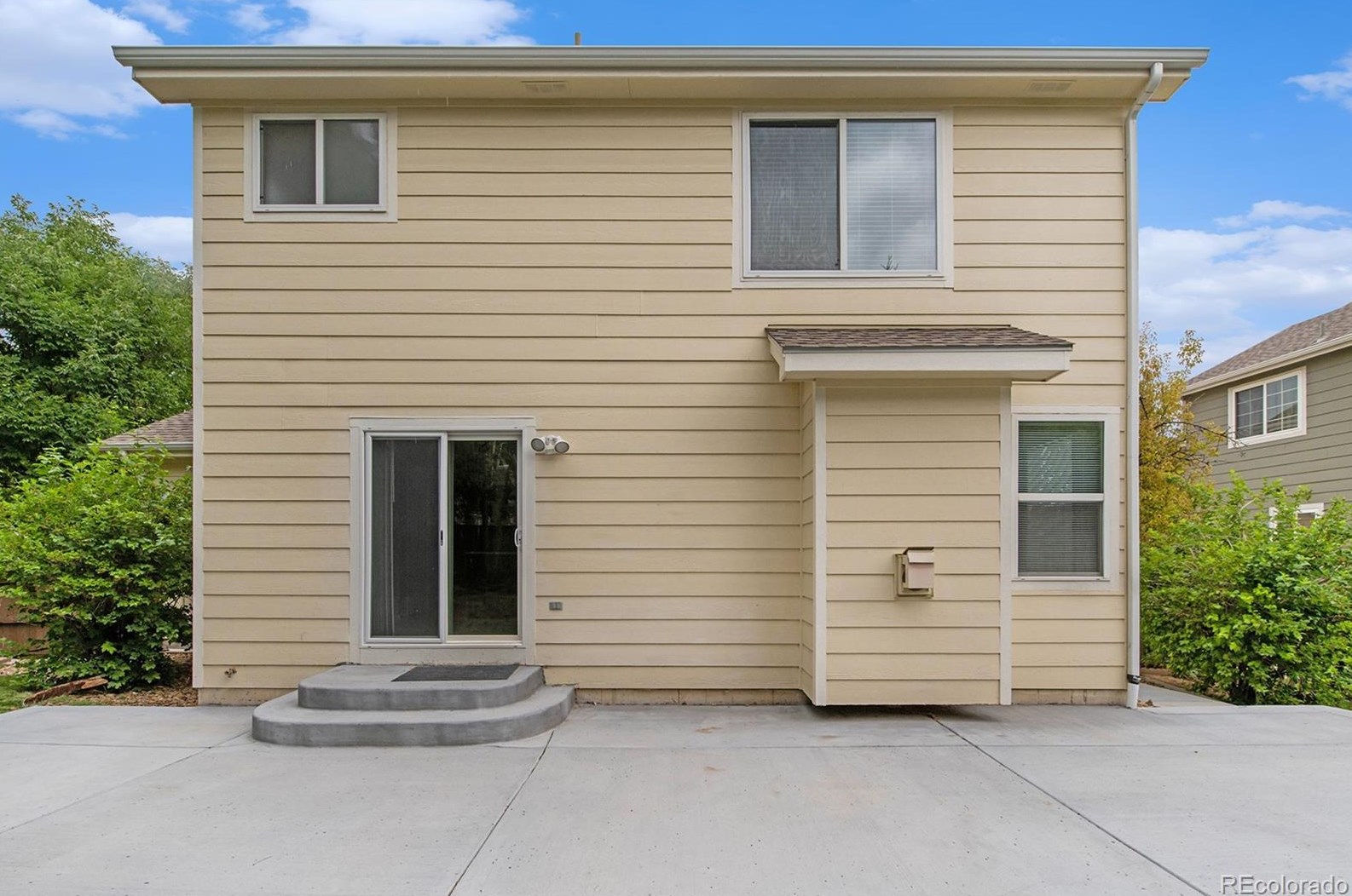 10264 Royal Eagle St, Littleton CO  80129-6969 exterior