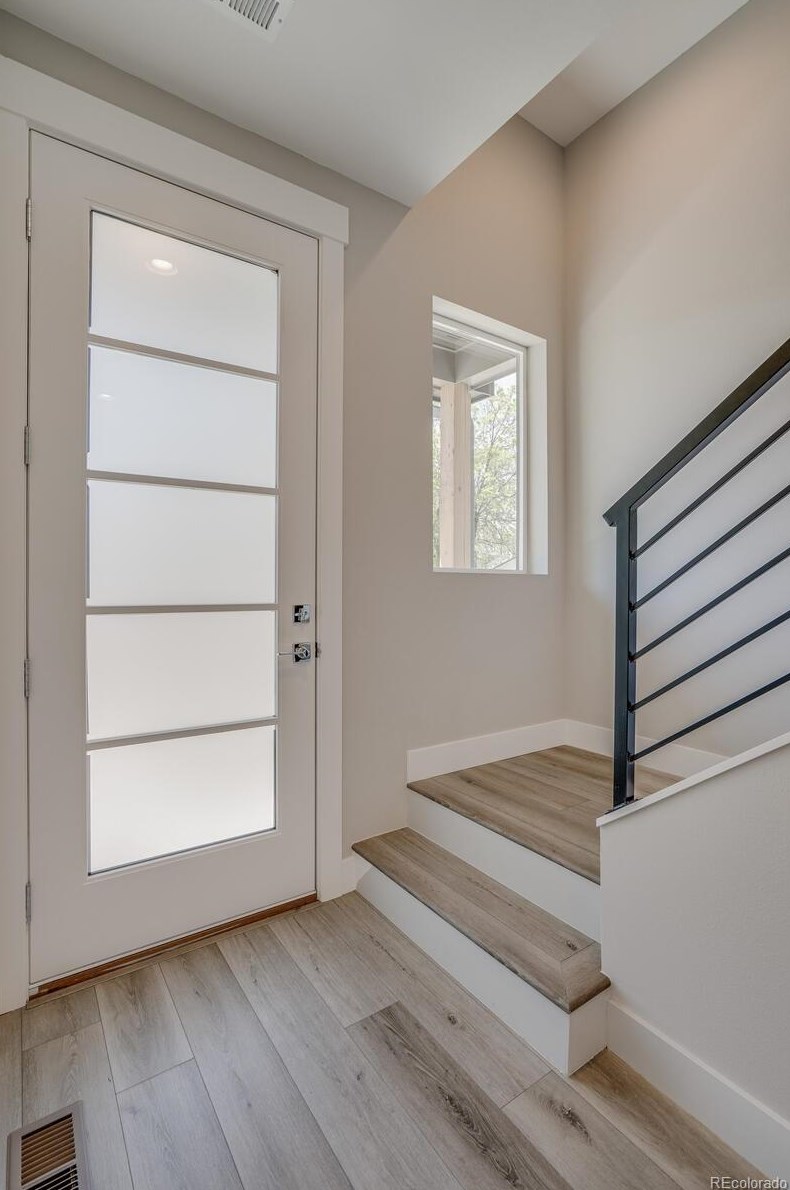 6019 Benton St, Arvada CO  80003-5241 exterior