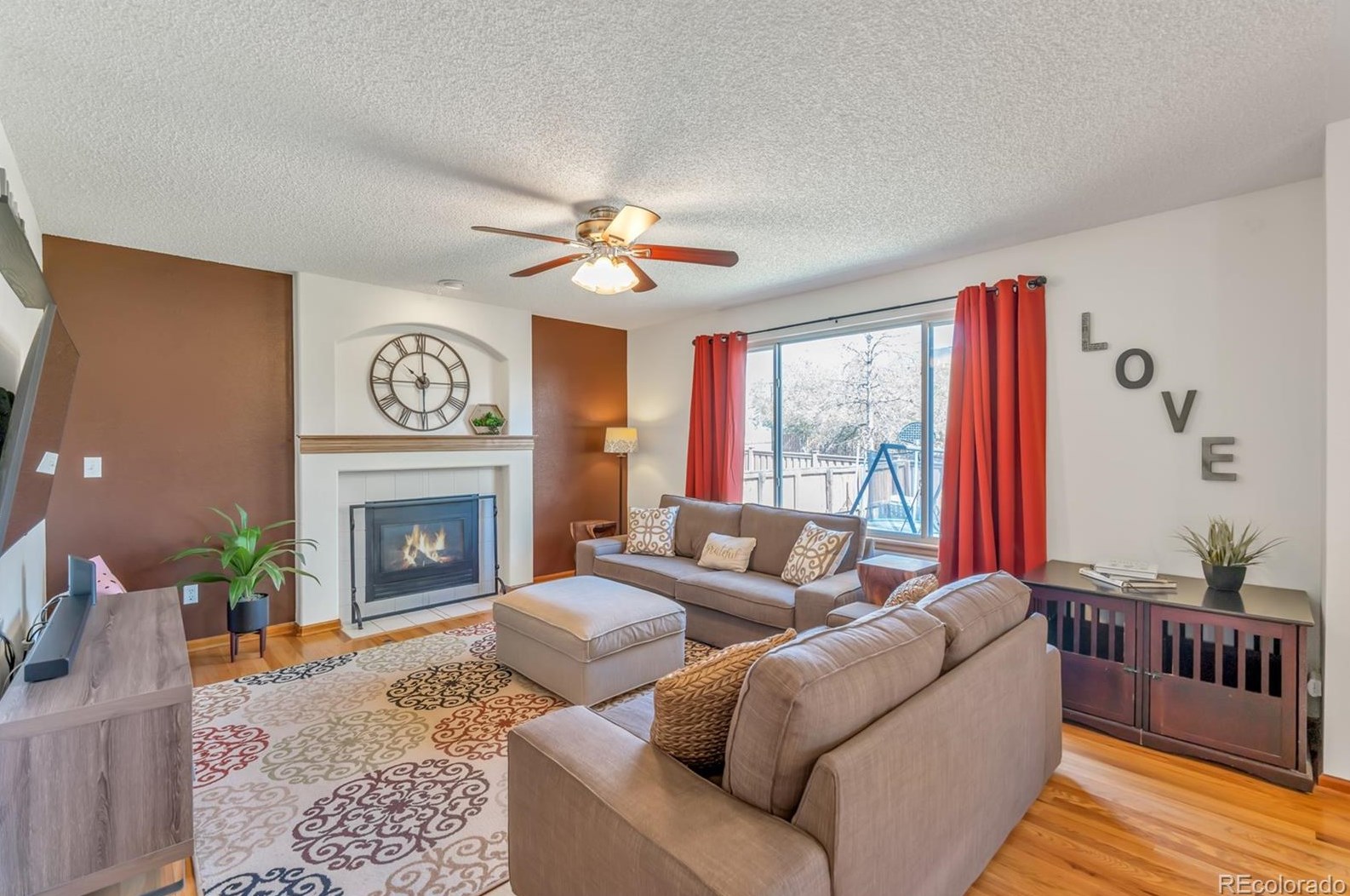 9943 Sydney Ln, Littleton CO 80130-6821 exterior