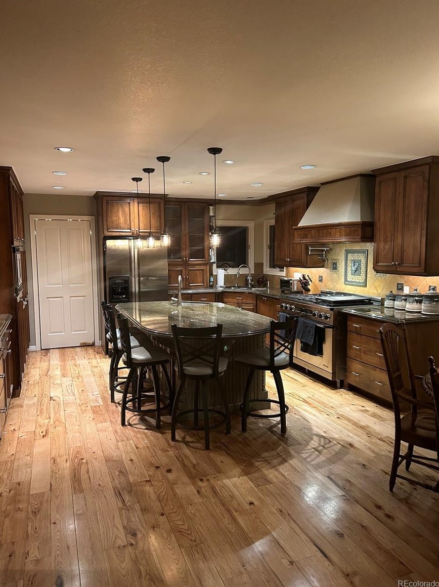 32 Lark Bunting Ln, Littleton CO 80127-2207 exterior