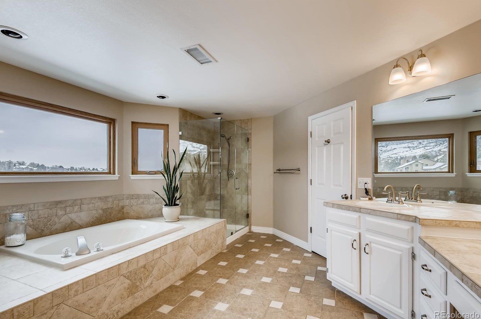 21 Amaranth Dr, Littleton CO 80127-2611 exterior