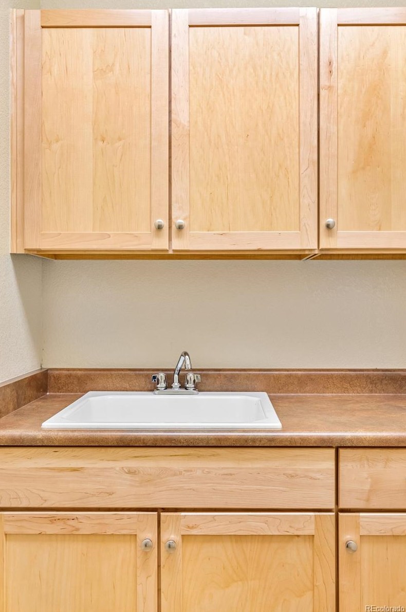8320 Arbutus St, Arvada CO  80002-1724 exterior