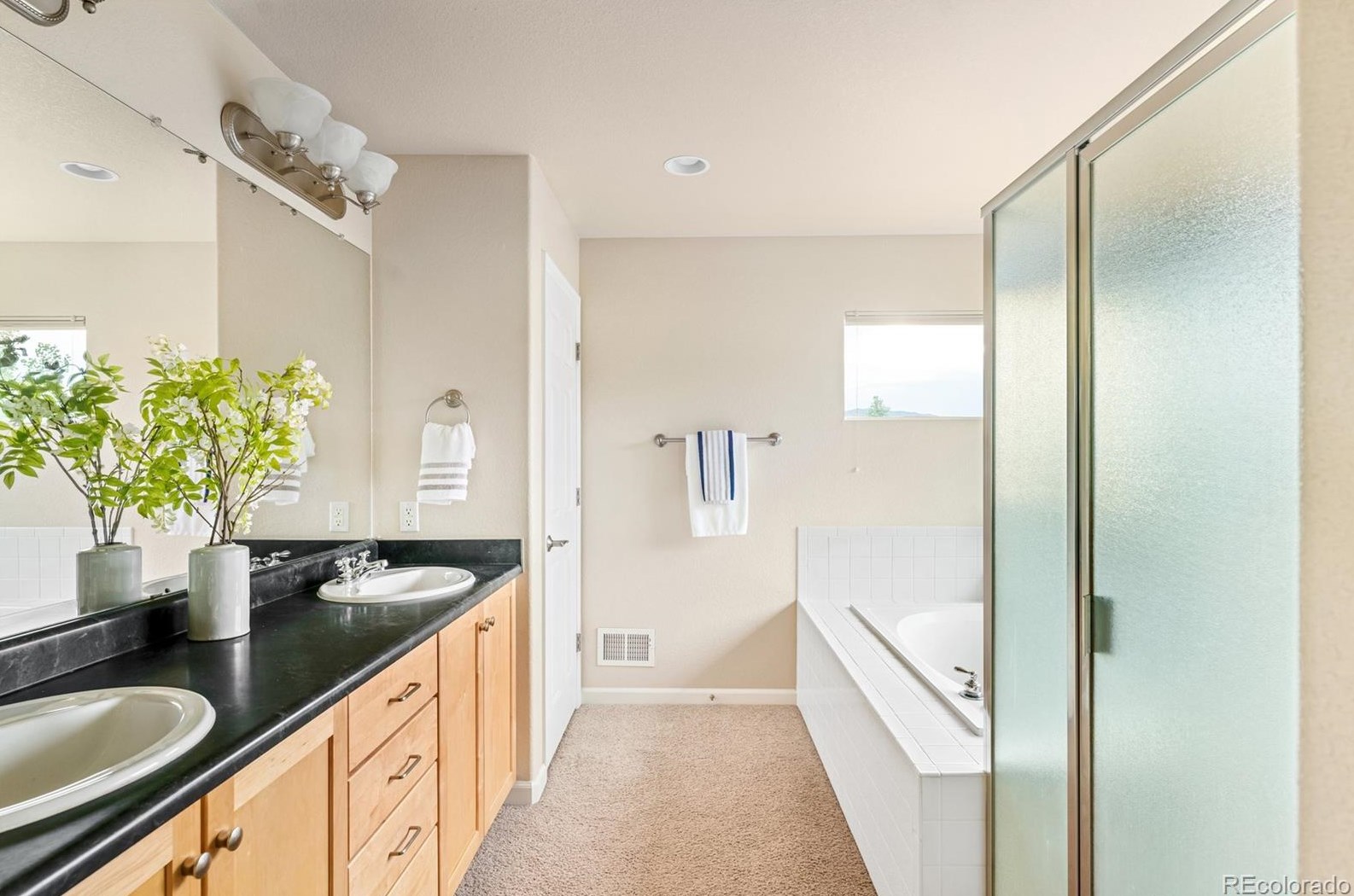 8320 Arbutus St, Arvada CO  80002-1724 exterior