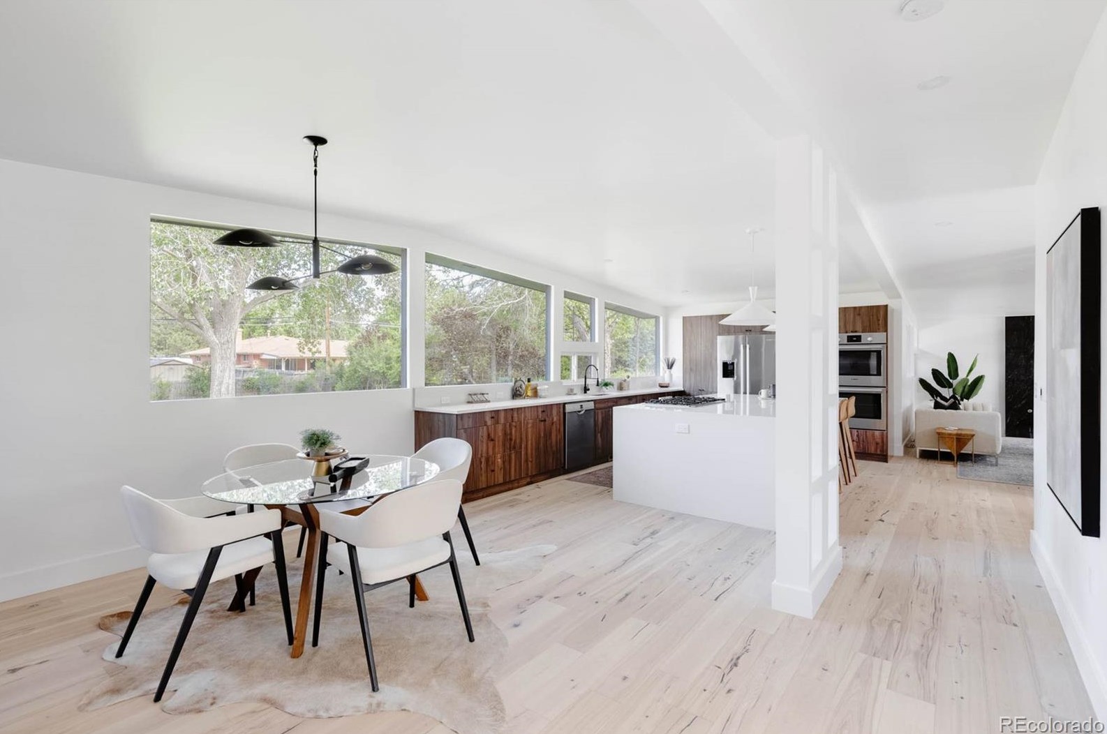 6052 Aberdeen St, Littleton CO  80120-2707 exterior