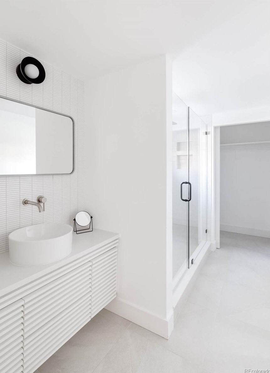 6052 Aberdeen St, Littleton CO  80120-2707 exterior