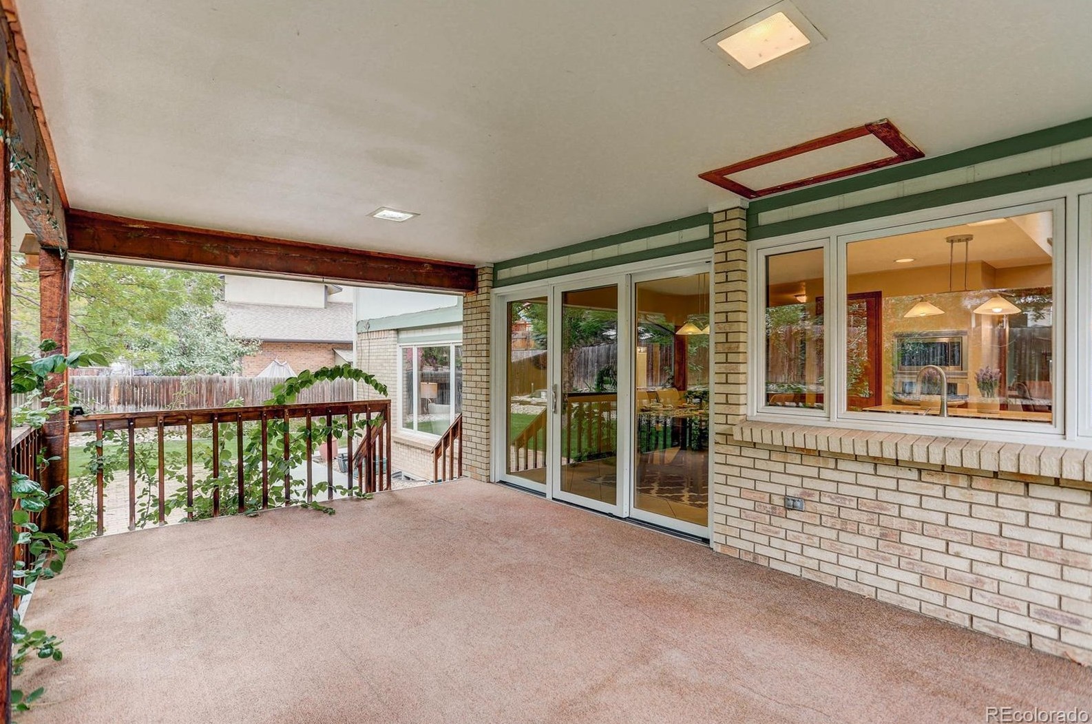 7834 Friend Dr, Littleton CO 80128-5546 exterior