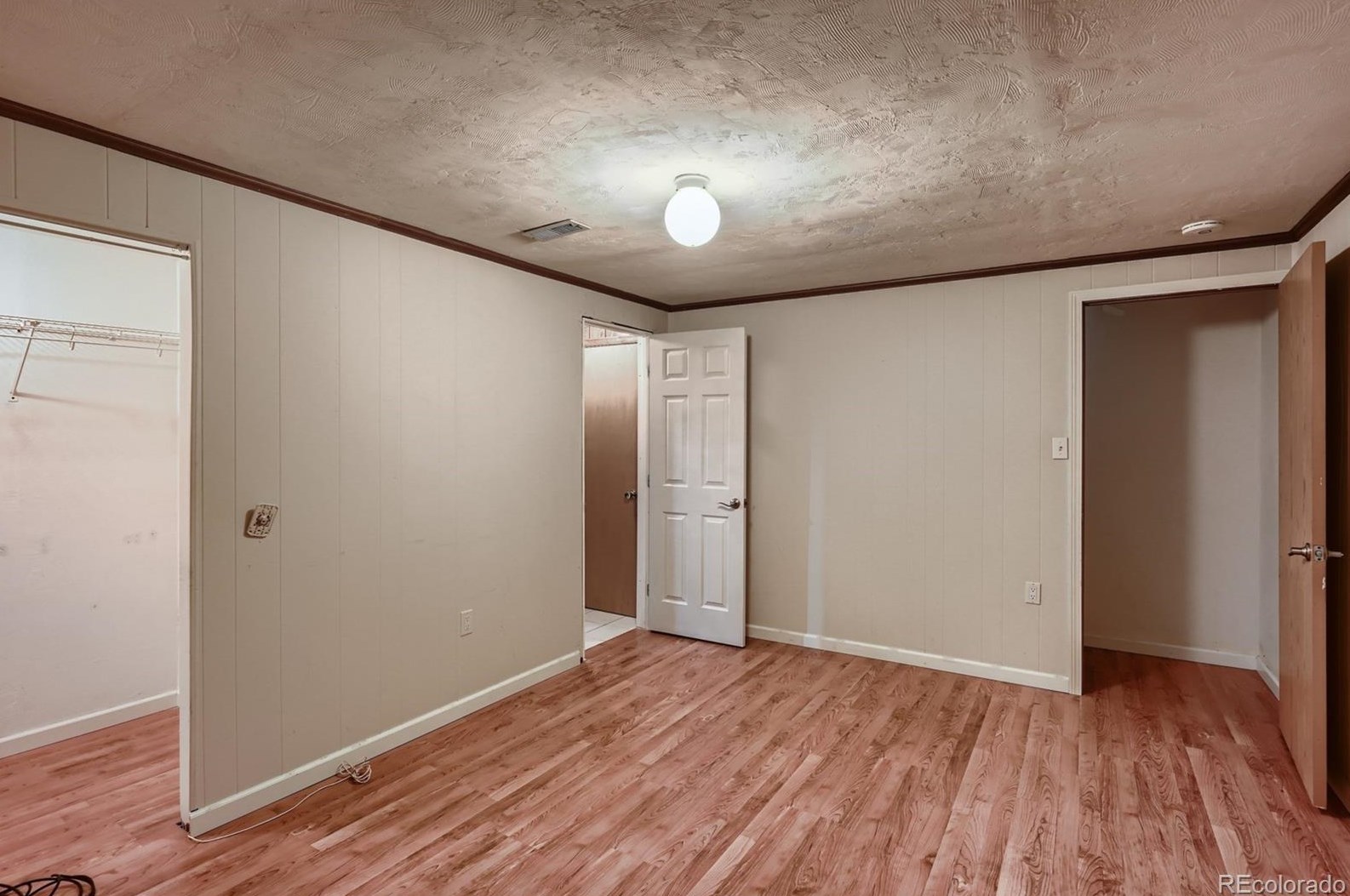 621 Walden Ct, Littleton CO 80126-3015 exterior