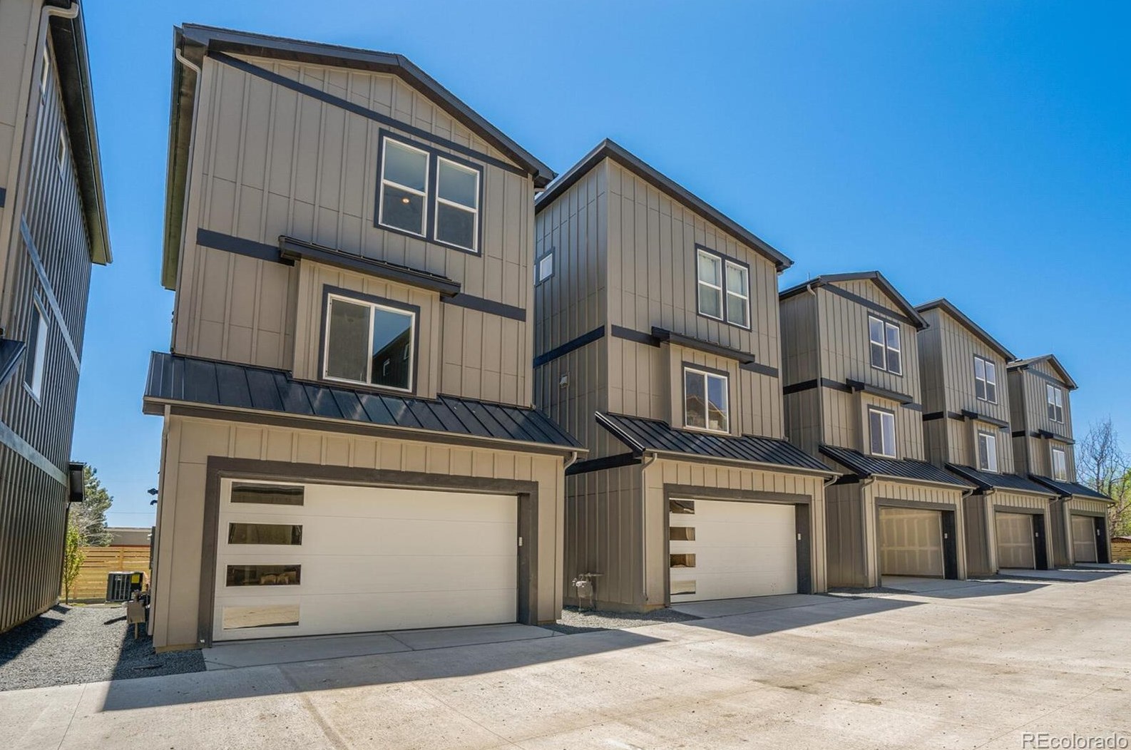 6009 Benton St, Arvada CO  80003-5241 exterior