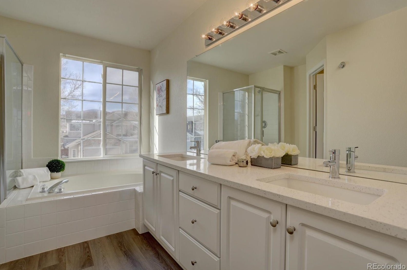 8884 Fld Ct, Littleton CO 80123-1920 exterior