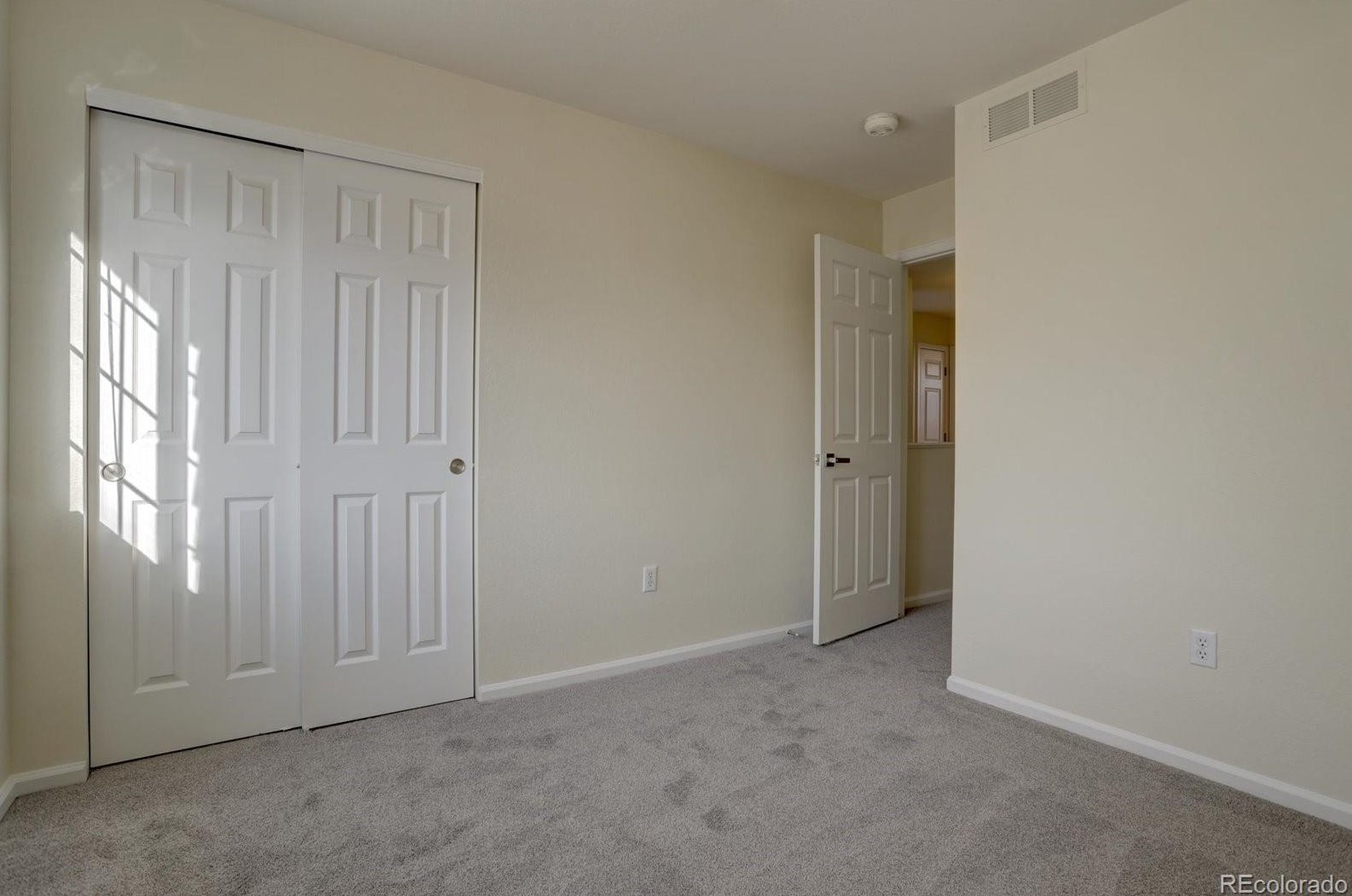 8884 Fld Ct, Littleton CO 80123-1920 exterior