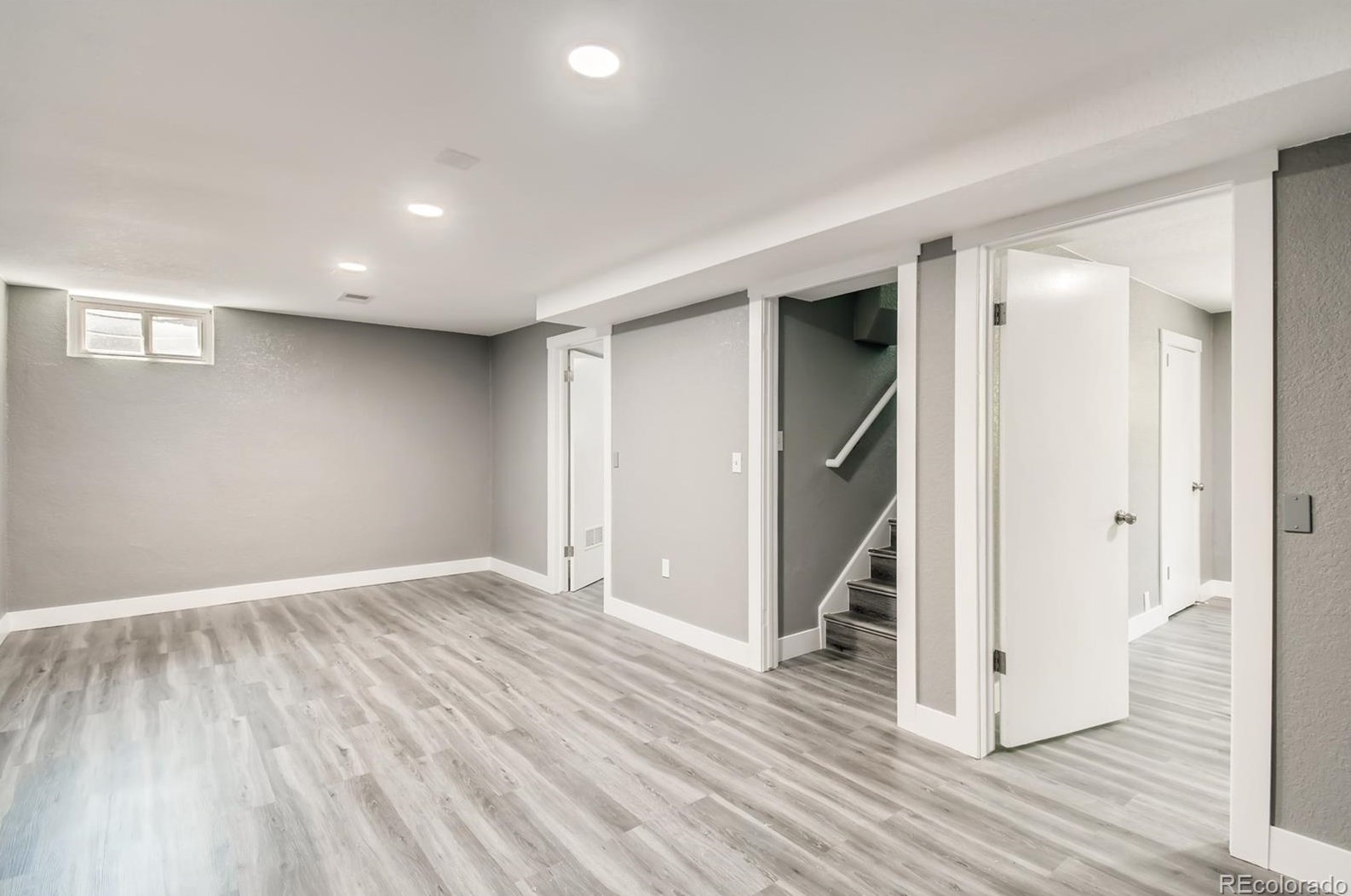 6055 Sycamore St, Littleton CO  80120-2532 exterior