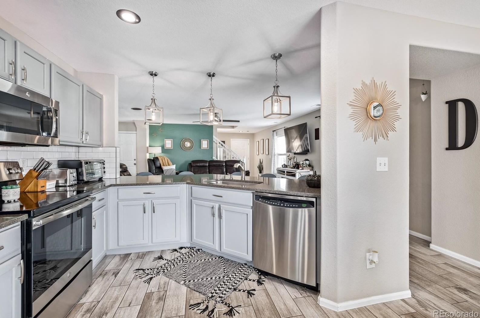 9740 Marmot Rdg Cir, Littleton CO 80125-8887 exterior