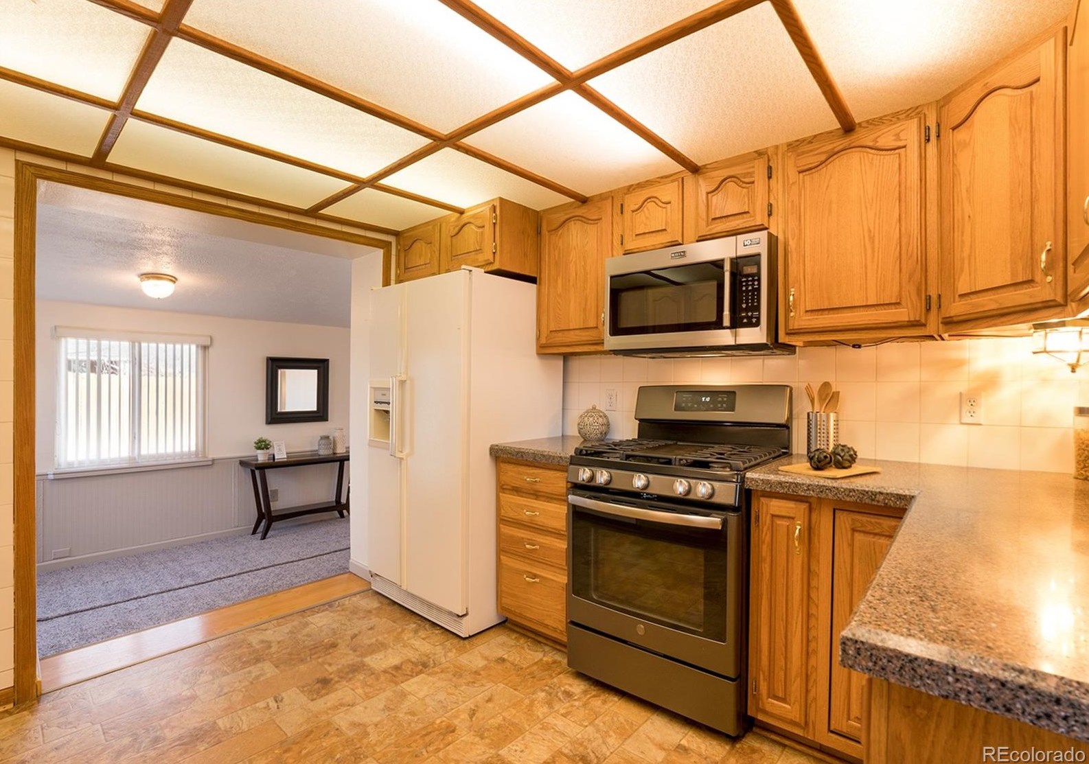 6727 Eaton St, Arvada CO  80003-4248 exterior