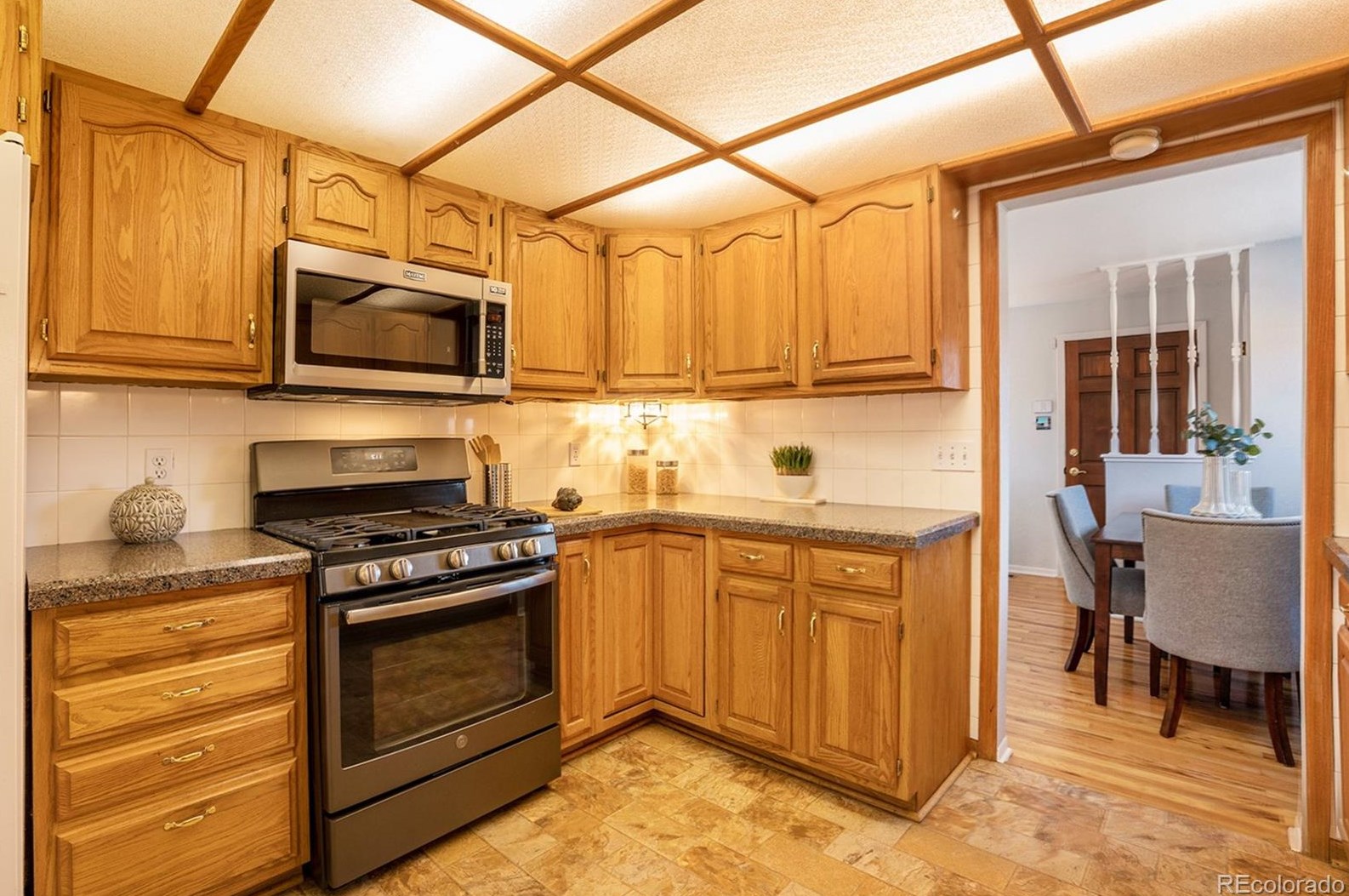 6727 Eaton St, Arvada CO  80003-4248 exterior