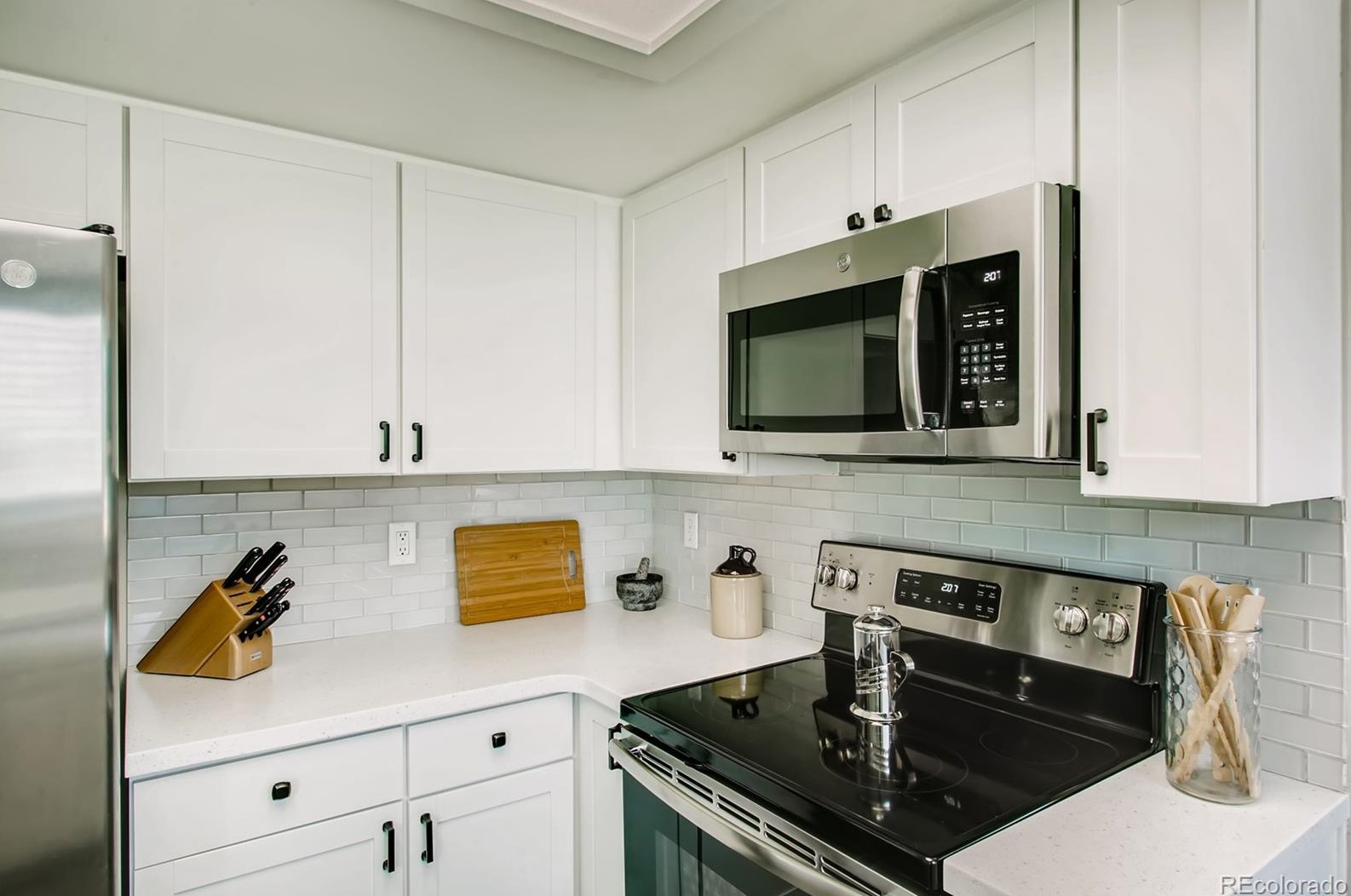 8442 Timberwood St, Littleton CO  80126-2001 exterior