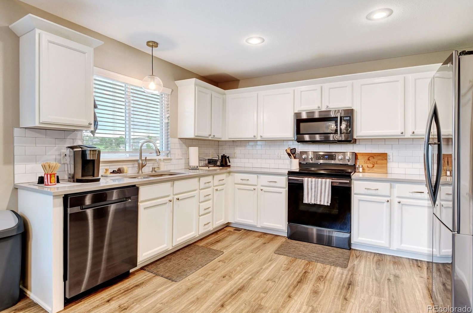 9882 Atherton Way, Littleton CO 80130-7189 exterior