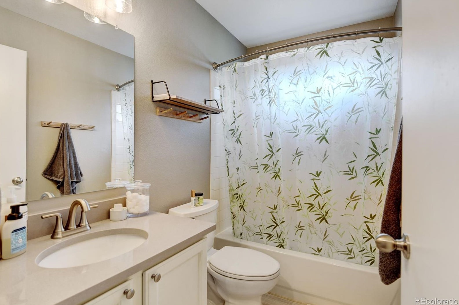 9882 Atherton Way, Littleton CO 80130-7189 exterior