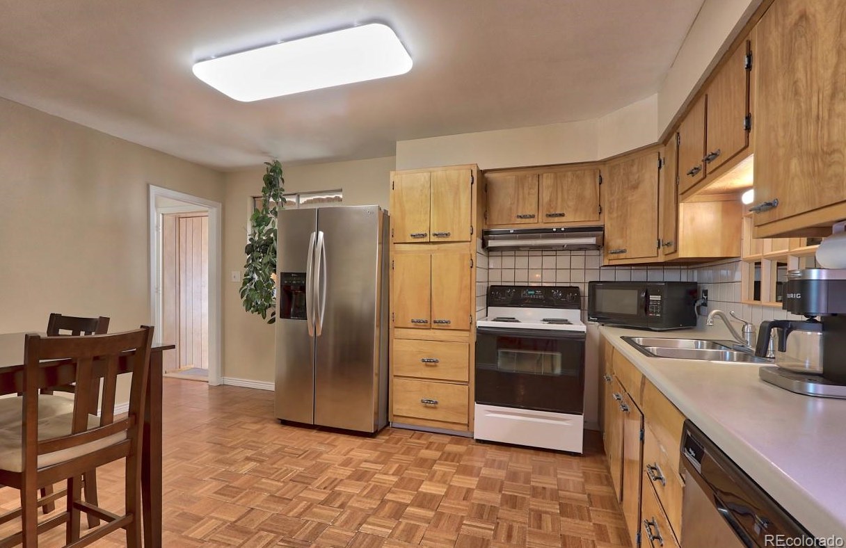 6649 Depew Ct, Arvada CO  80003-4339 exterior