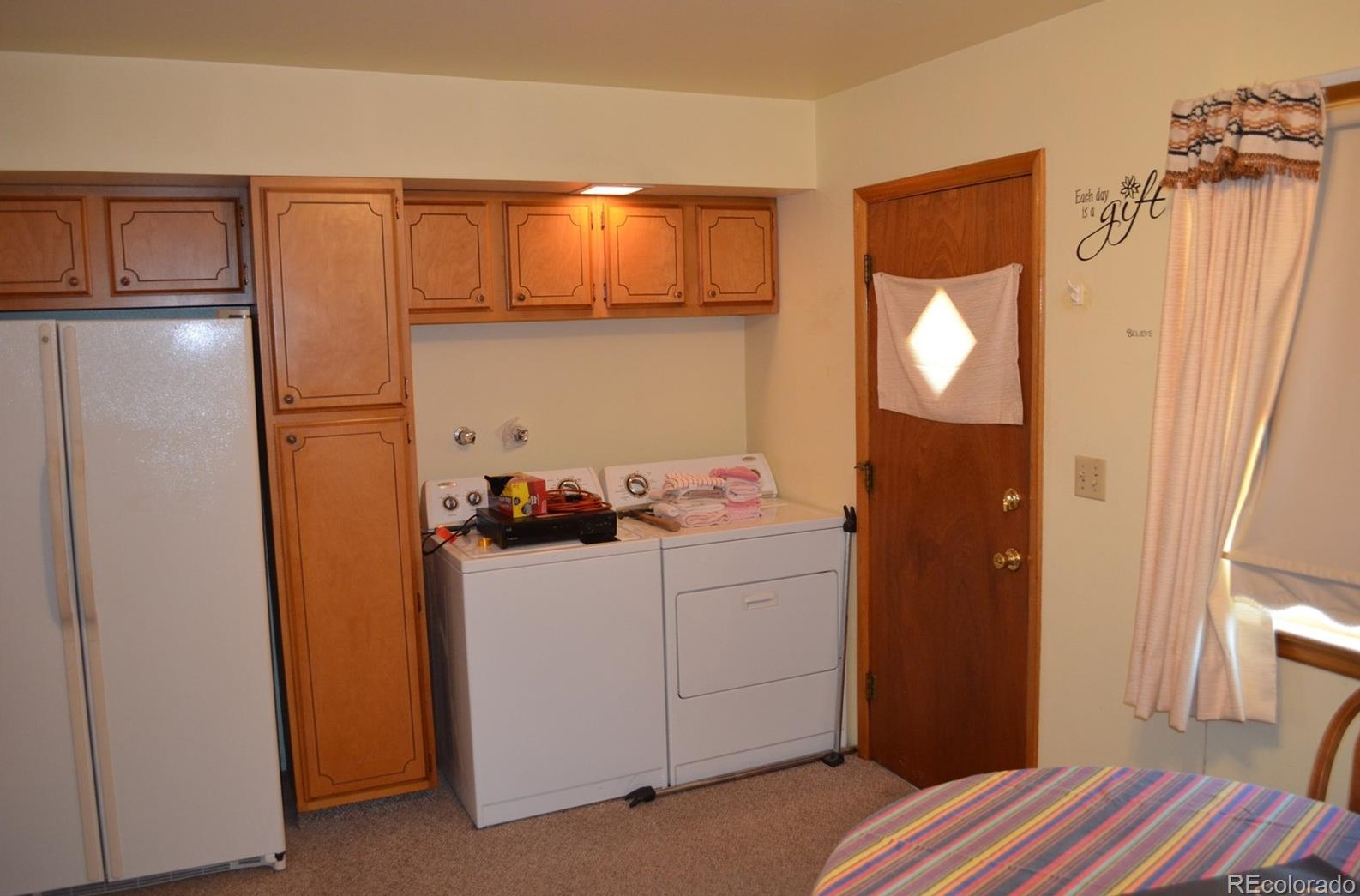 324 Iowa Ave, Stratton CO  80836-1374 exterior