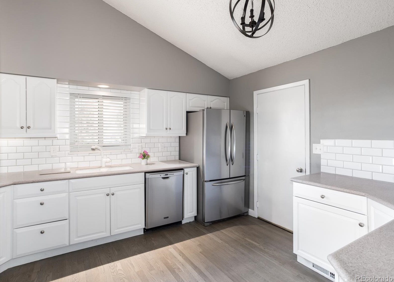 726 Fremont Dr, Littleton CO 80120-4251 exterior