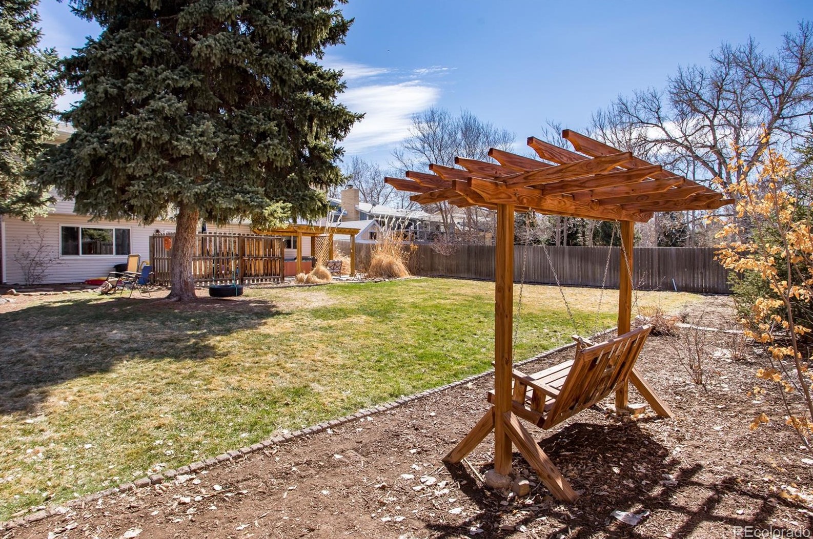 726 Fremont Dr, Littleton CO 80120-4251 exterior