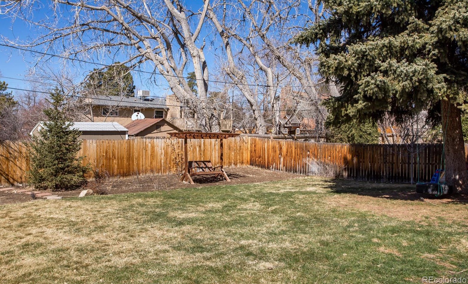 726 Fremont Dr, Littleton CO 80120-4251 exterior