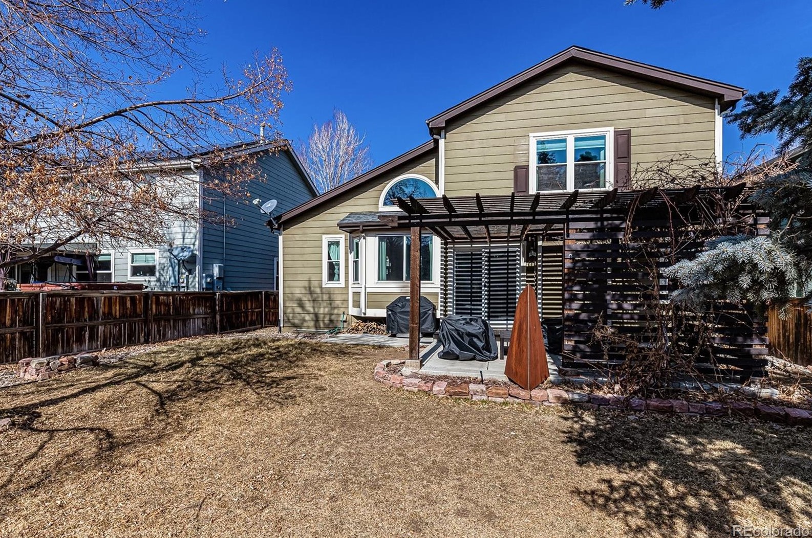 9441 Morning Glory Ln, Littleton CO 80130-4495 exterior