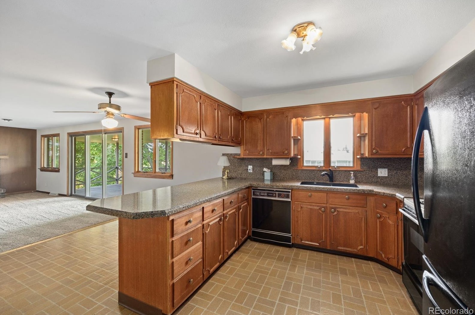 8262 70th Pl, Arvada CO  80004-1825 exterior