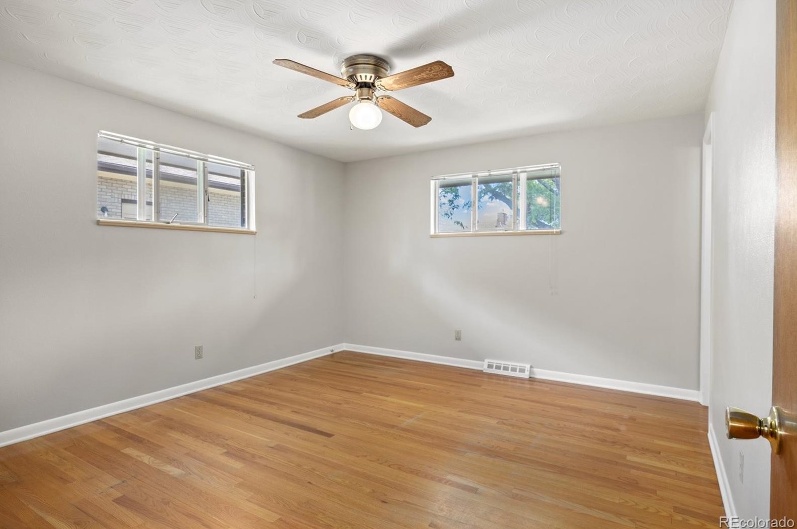 8262 70th Pl, Arvada CO  80004-1825 exterior