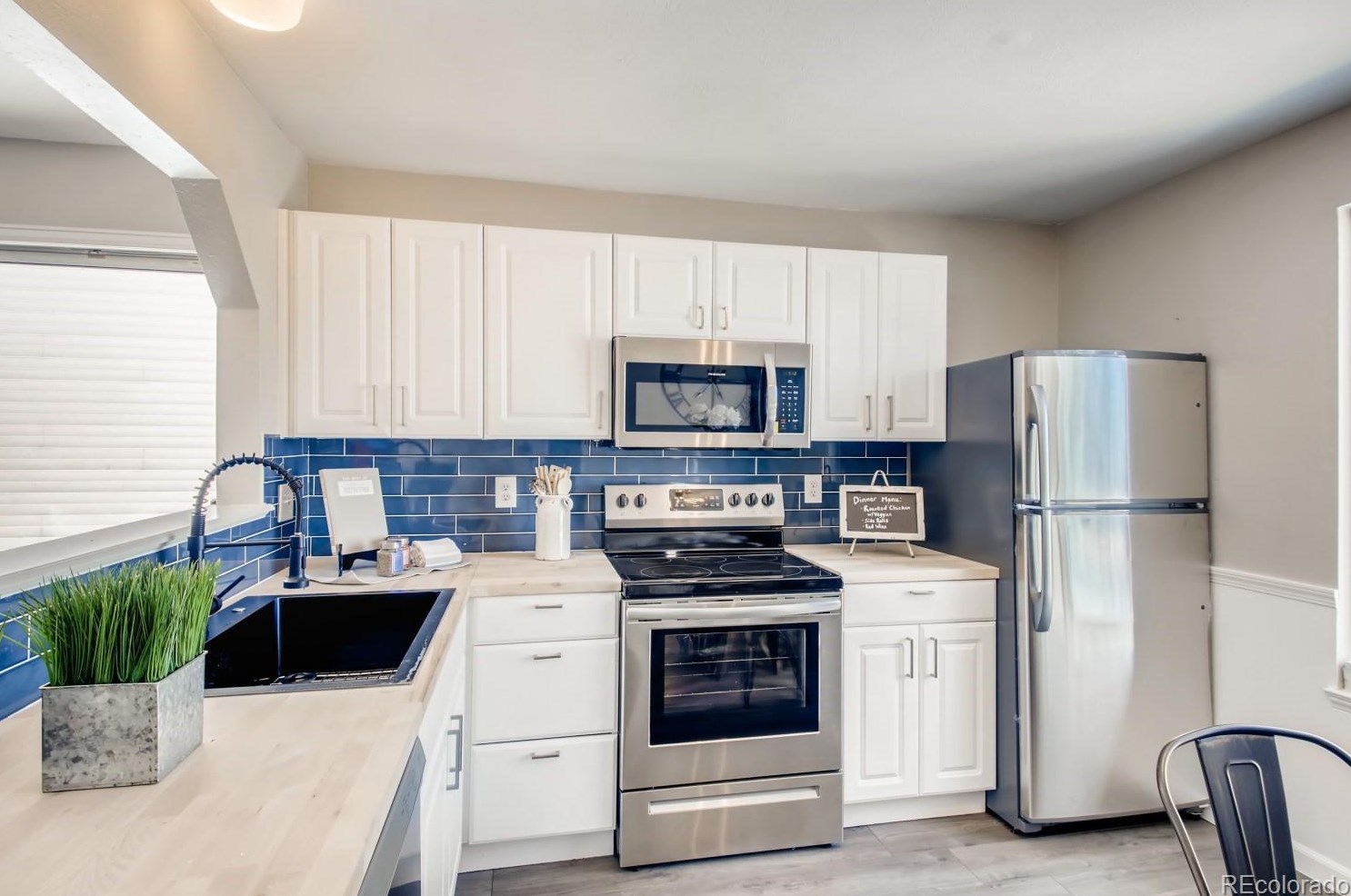 5778 77th Dr, Arvada CO  80003-5818 exterior