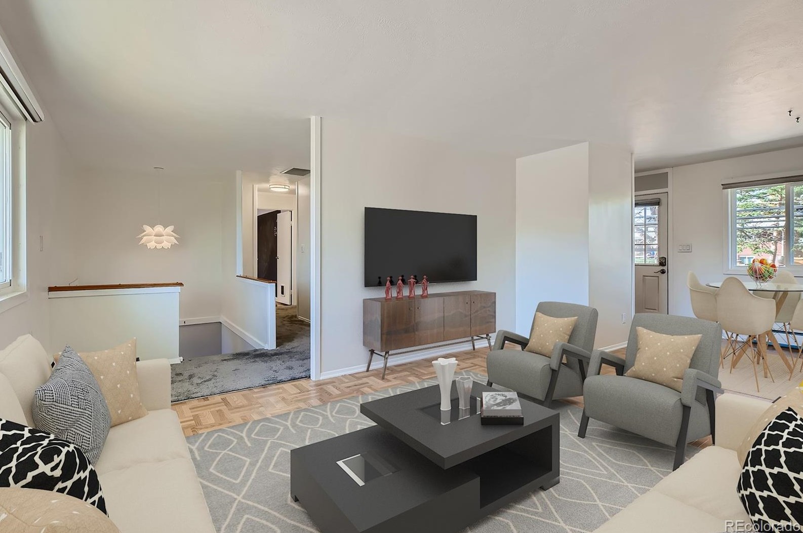 8021 Kendall Blvd, Littleton CO 80128-6071 exterior