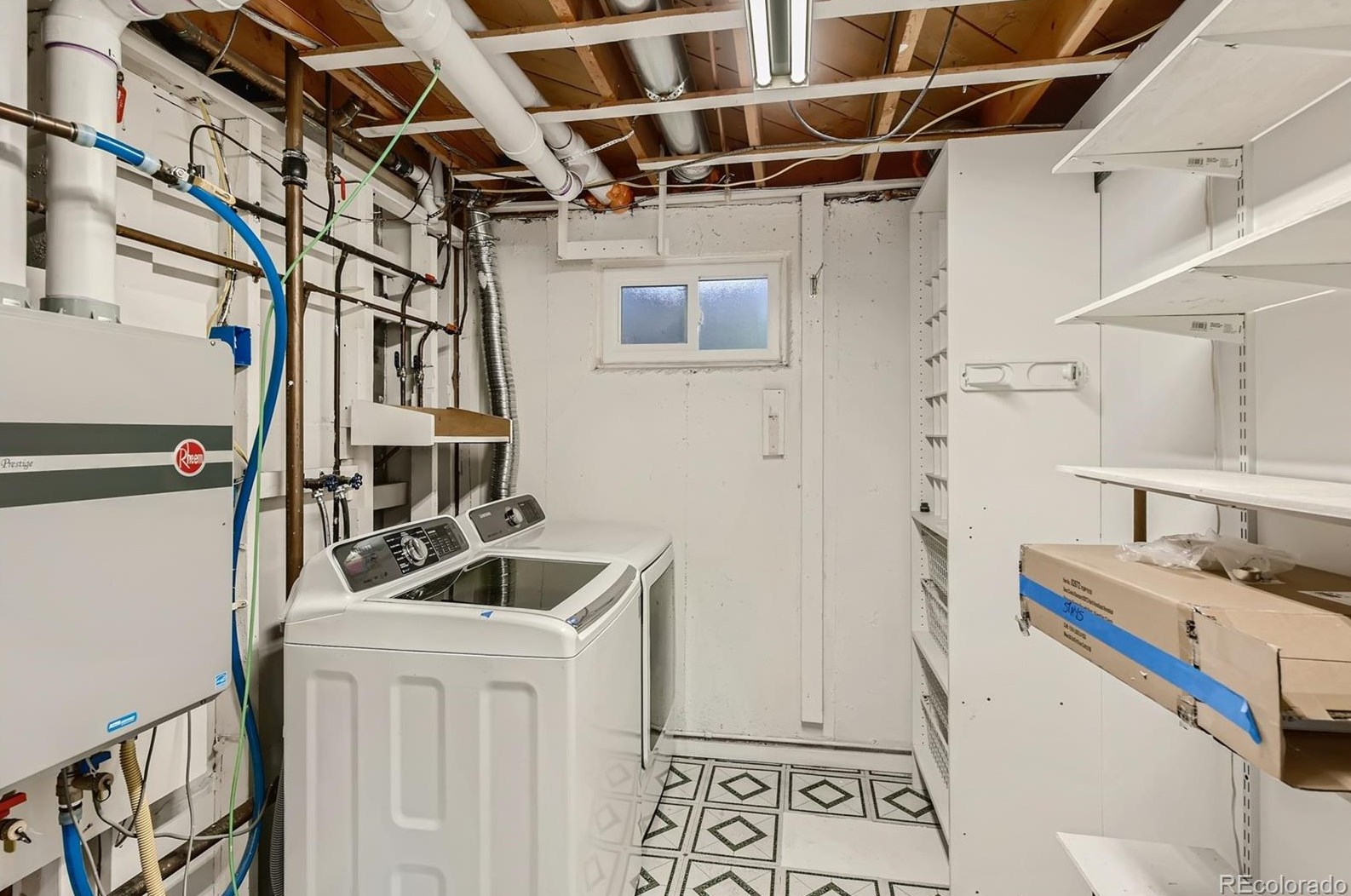 8021 Kendall Blvd, Littleton CO 80128-6071 exterior