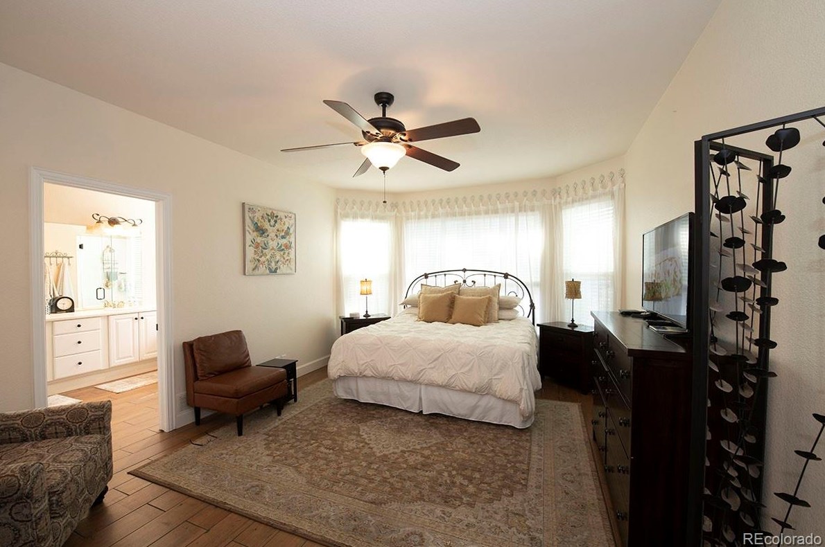 9698 Sylvestor Ct, Littleton CO 80129-6201 exterior