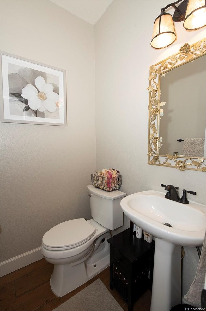 9698 Sylvestor Ct, Littleton CO 80129-6201 exterior