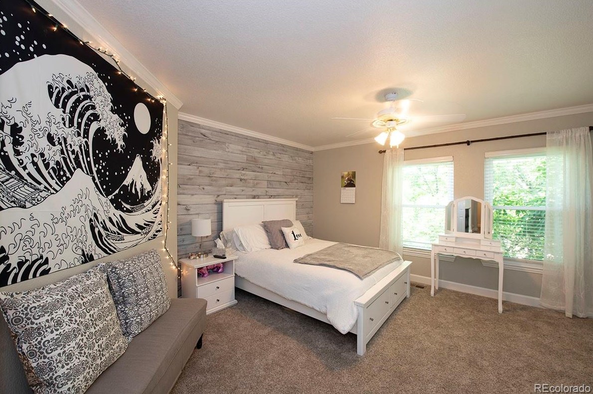 9698 Sylvestor Ct, Littleton CO 80129-6201 exterior