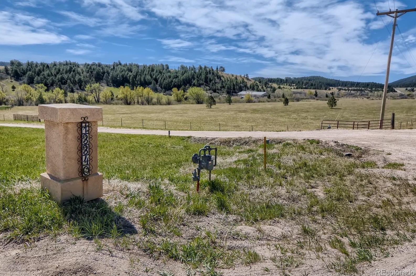 13340 Perry Park Rd, Palmer Lake CO 80118-6503 exterior