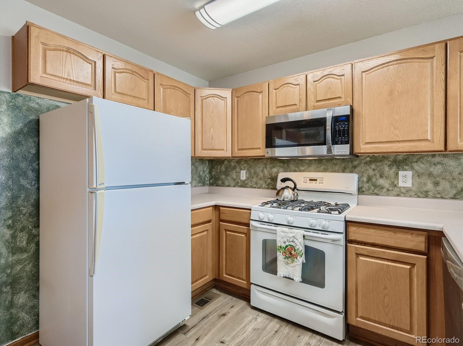 10203 Woodrose Ln, Littleton CO 80129-5418 exterior