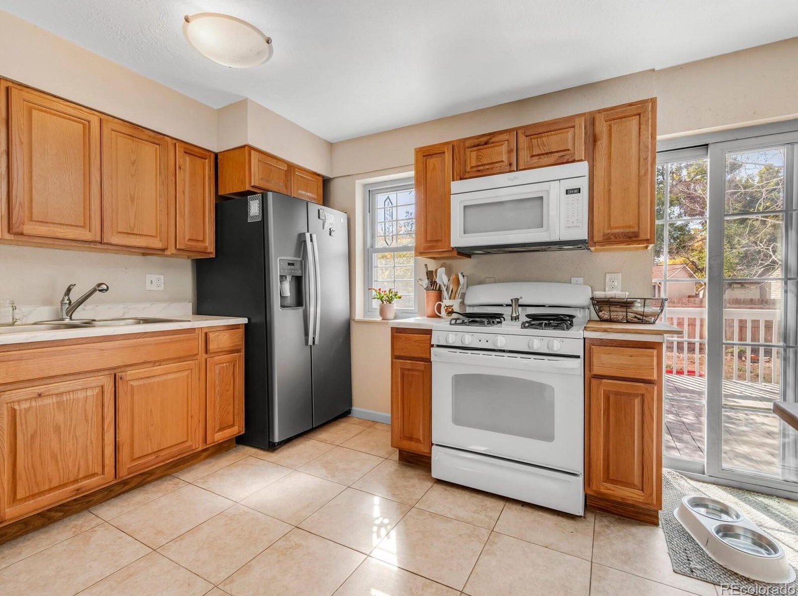 8720 Dover Cir, Arvada CO  80005-1549 exterior